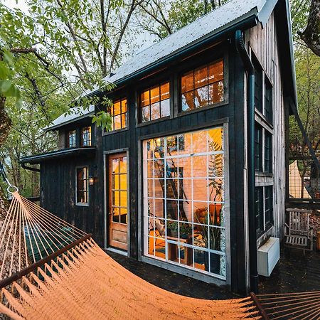 Treetop Hideaways: Wood Lily Treehouse In Чаттануга Экстерьер фото